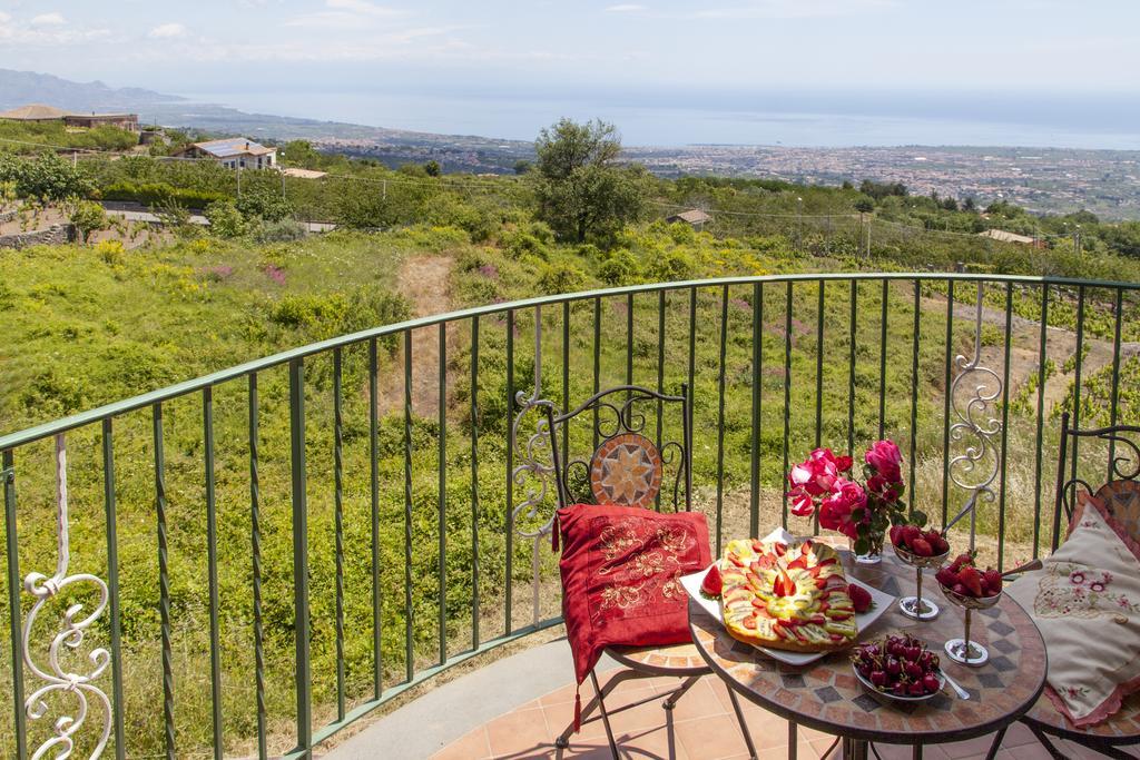 Sorbello Dell'Etna Villa Milo Exterior photo